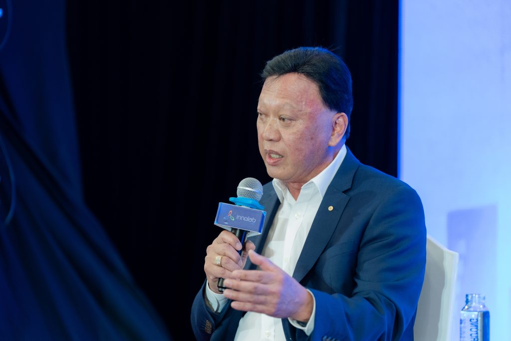 Francis Wong emphasizes Vietnam’s role as a strategic gateway to ASEAN during the Vietnam Innovation Summit.