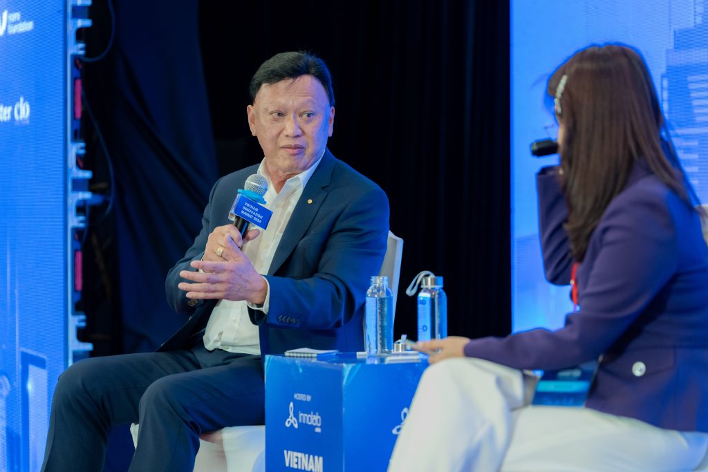 Experts in a Fireside Chat discussing how Vietnam’s young workforce and tech talent fuel innovation